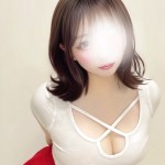 三日月しおん（20） の画像1枚目/Darlin Premium(梅田・大阪駅/メンズエステ)