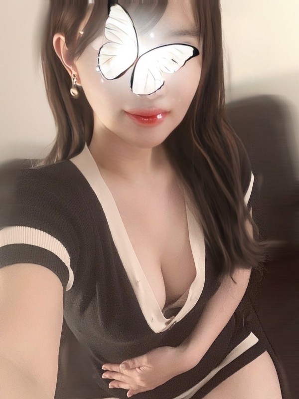 なつき（24） の画像2枚目/極SPA(十三・新大阪・西中島/メンズエステ)