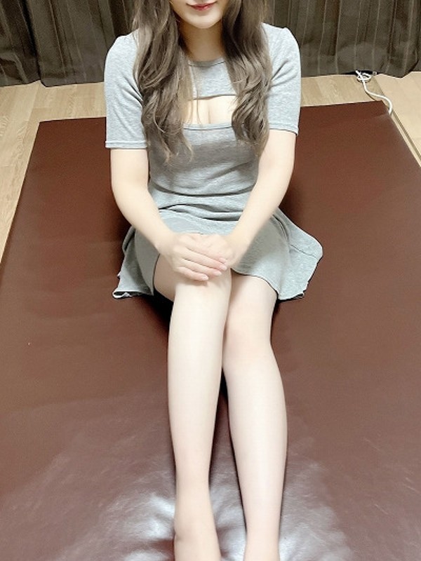 蓮見 えり（26） の画像2枚目/東京メンズエステ-Carel-ケアル-麻布十番店&白金高輪店(目黒・麻布/メンズエステ)