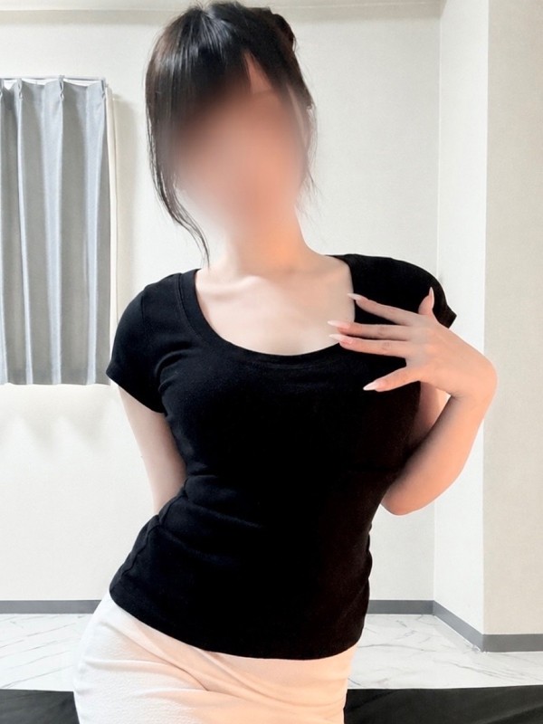 成瀬みゆ（23）/大人の隠れ家(広島市/メンズエステ)