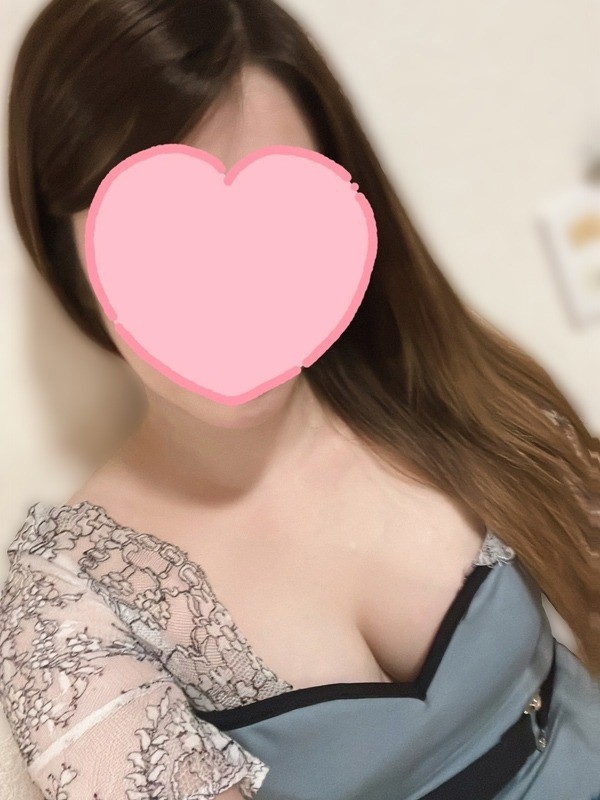 すみれ（24） の画像3枚目/ROUGE～めぐり逢えた奇跡～(福岡市・その他/メンズエステ)