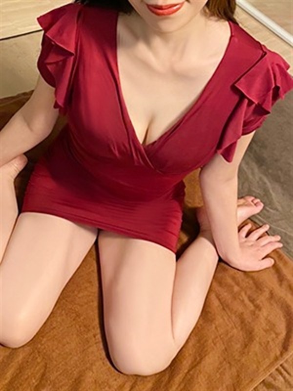 雫（43） の画像2枚目/Mrs.Aluje(堺筋本町・本町・阿波座/メンズエステ)