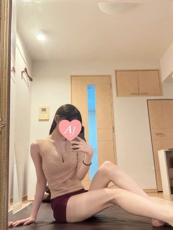 春崎 るる（21） の画像2枚目/Aroma Jewels 新宿ルーム(新宿・高田馬場/メンズエステ)