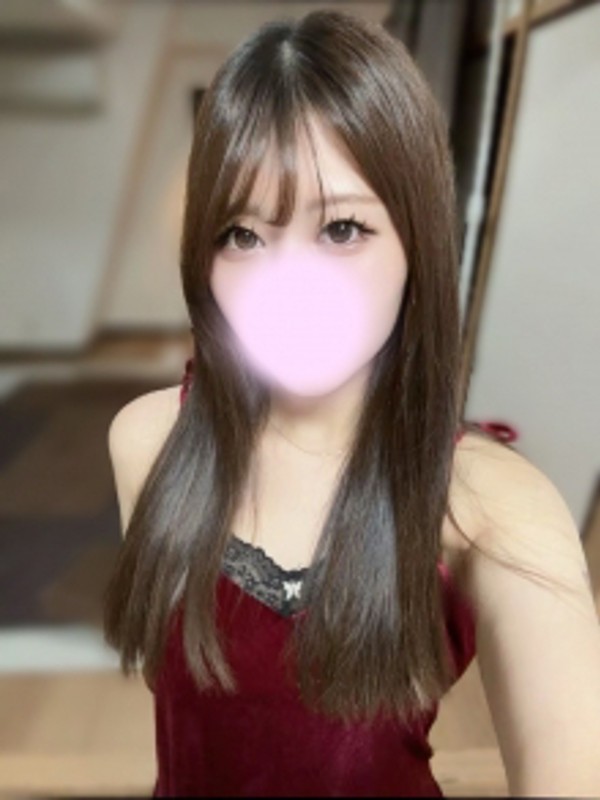 津田えな（29）/ミセス暁(錦・栄/メンズエステ)