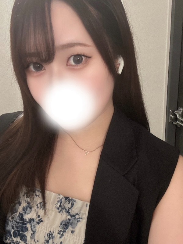 岩戸すずめ（24） の画像3枚目/ULRARE(大塚・巣鴨/メンズエステ)