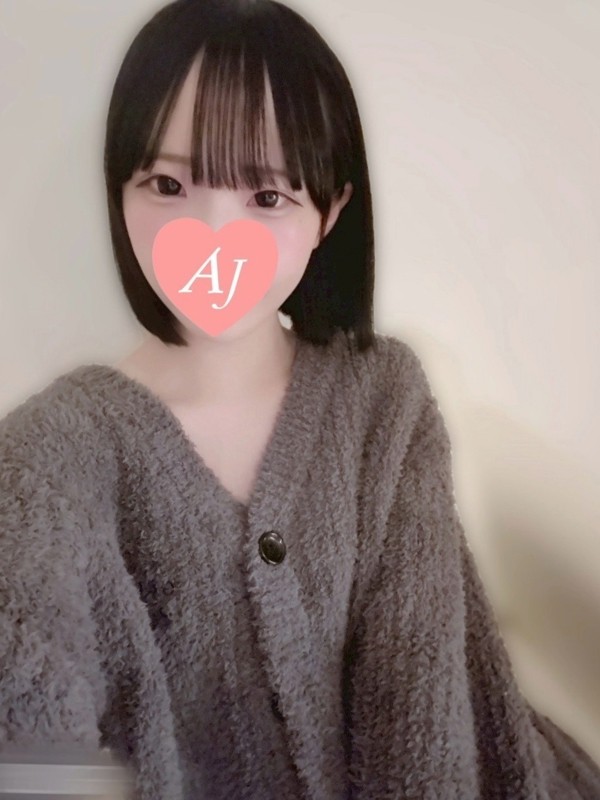 柊 雫（22） の画像2枚目/Aroma Jewels 新宿ルーム(新宿・高田馬場/メンズエステ)