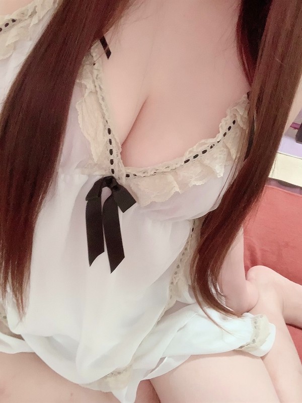 七瀬もえ（24） の画像2枚目/どす恋(心斎橋・長堀橋/メンズエステ)