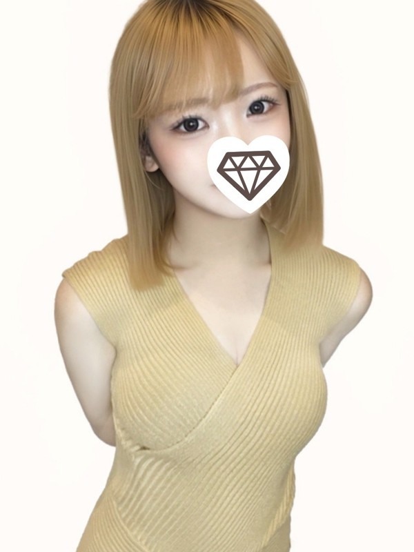 山田 まりん（20）/Aroma Jewels 新宿ルーム(新宿・高田馬場/メンズエステ)