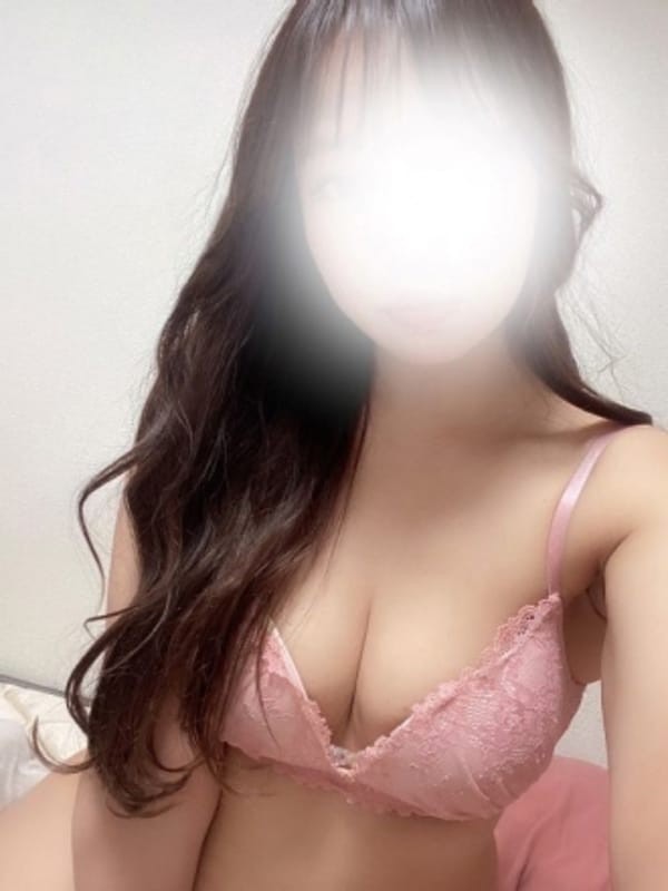春実しずく（28） の画像2枚目/いちごミルク(日本橋/メンズエステ)