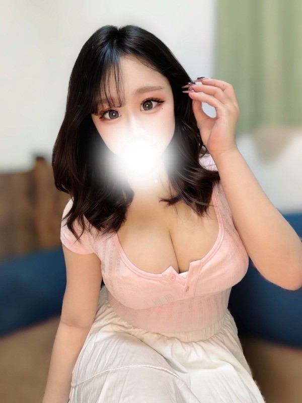 紫月りく（19）/Darlin Premium(梅田・大阪駅/メンズエステ)