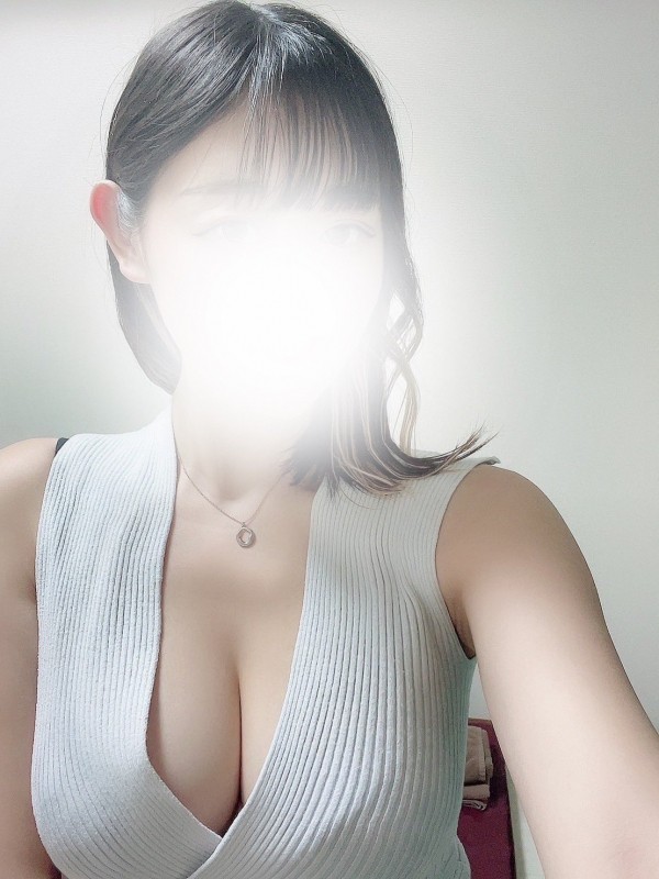 白咲れいか（23） の画像2枚目/Darlin Premium(梅田・大阪駅/メンズエステ)