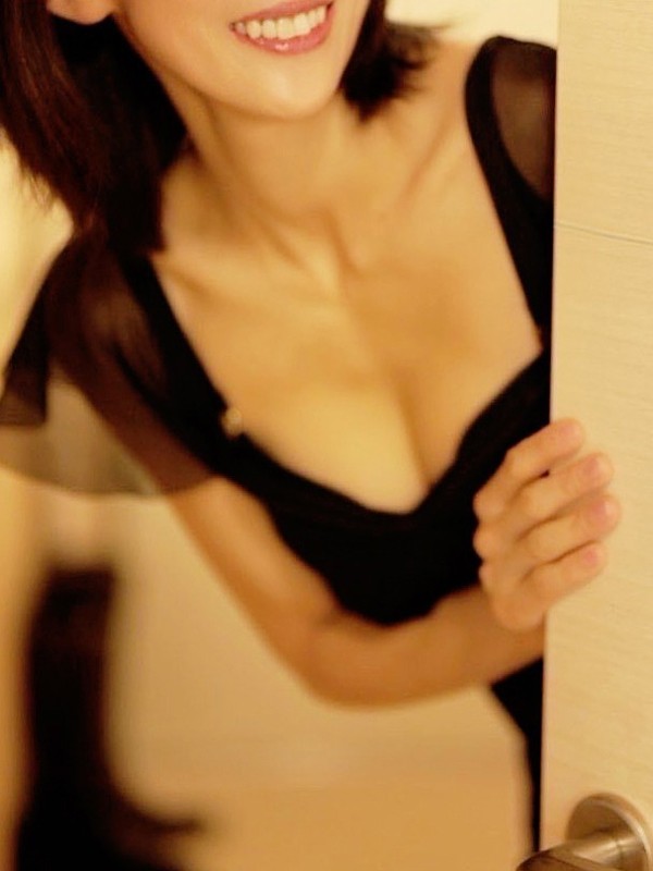 伊予（37） の画像3枚目/Mrs.AUBE SPA（オーブスパ）(梅田・大阪駅/メンズエステ)