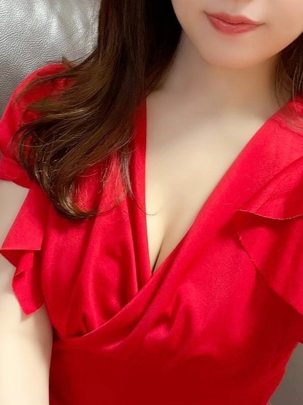 南香澄（25） の画像1枚目/運命×貴方(心斎橋・長堀橋/メンズエステ)