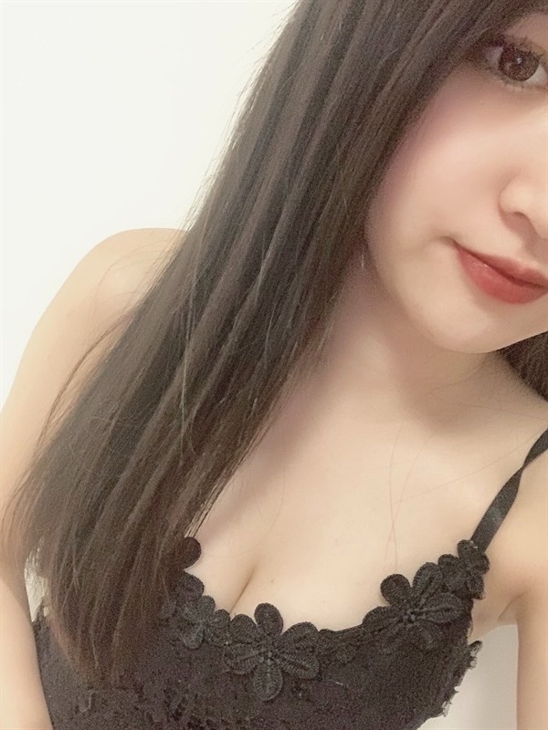 小森いちご（18） の画像1枚目/ダイアモンドスパ北新地(京橋・南森町・天満/メンズエステ)