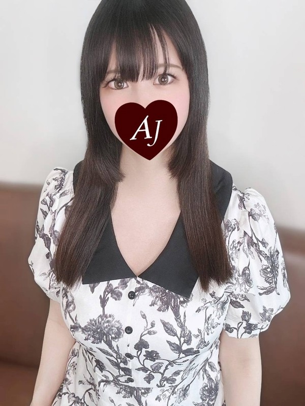 月見 まこ（29） の画像2枚目/Aroma Jewels 新宿ルーム(新宿・高田馬場/メンズエステ)