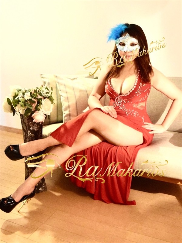 夏樹 里帆（25）/RaMakariôs〜ラー・マカリオス(博多・中洲・天神/メンズエステ)