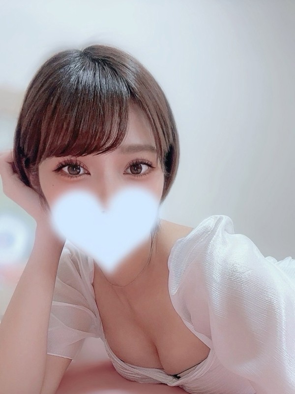 立花ひな（20）/moremore(モアモア)(那覇/メンズエステ)