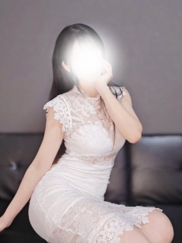 天城りん（30）/マダムと紳士(梅田・大阪駅/メンズエステ)